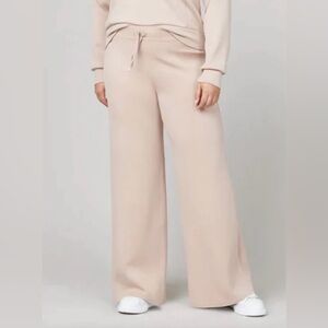 Spanx wide Leg Drawstring Sweatpants in Light Beige